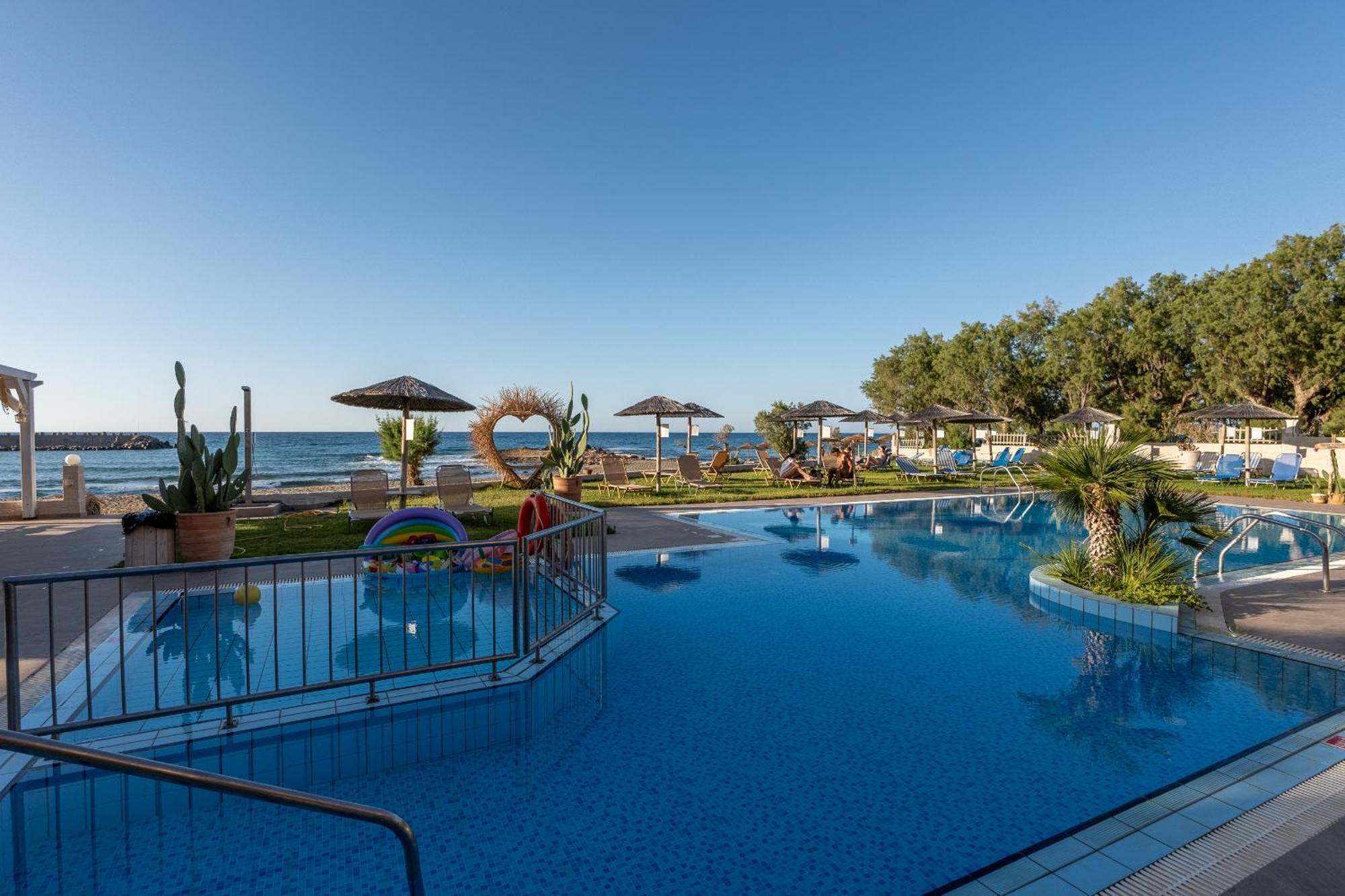 Silver Sun Studios & Apartments Малиа Екстериор снимка