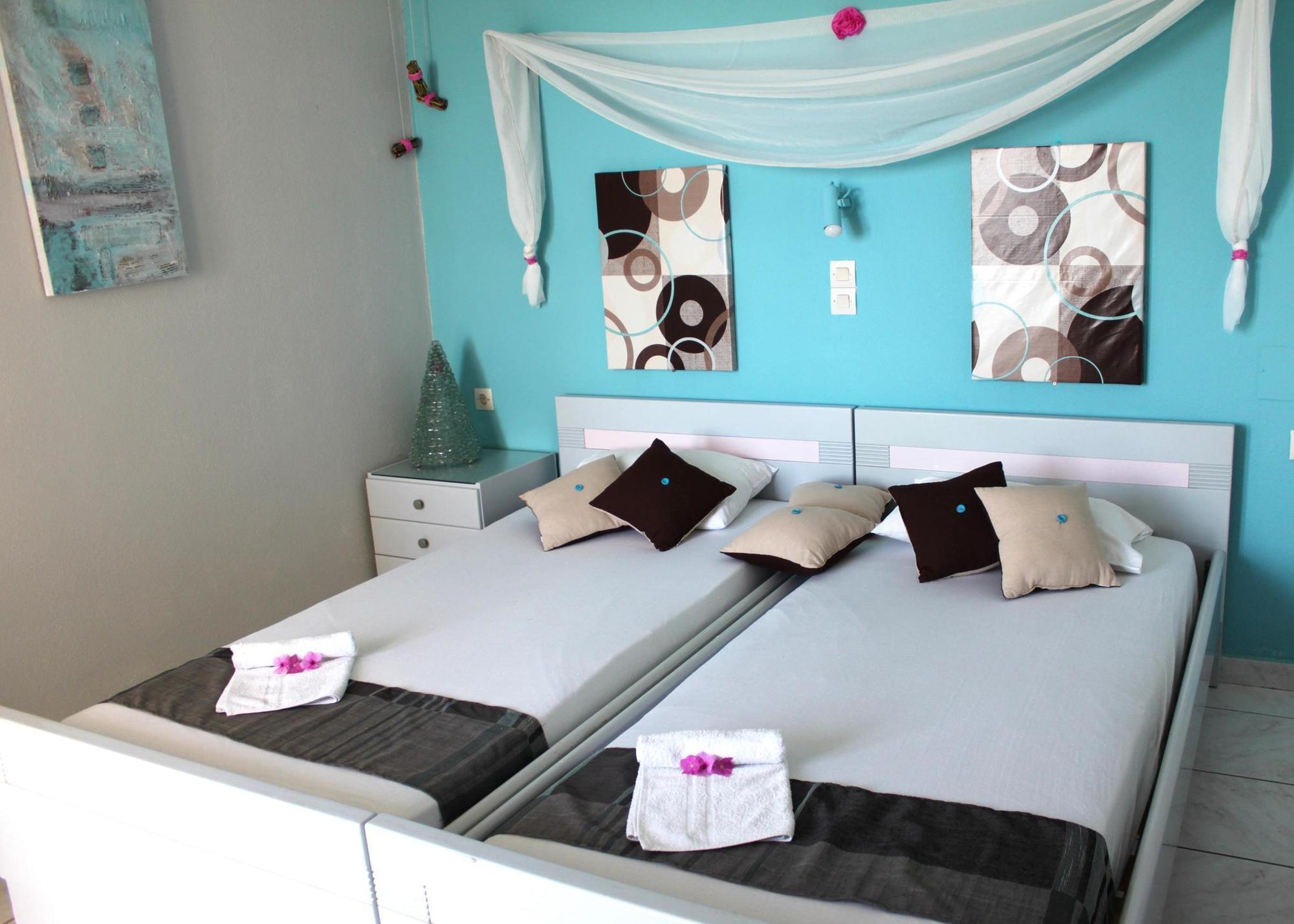 Silver Sun Studios & Apartments Малиа Екстериор снимка