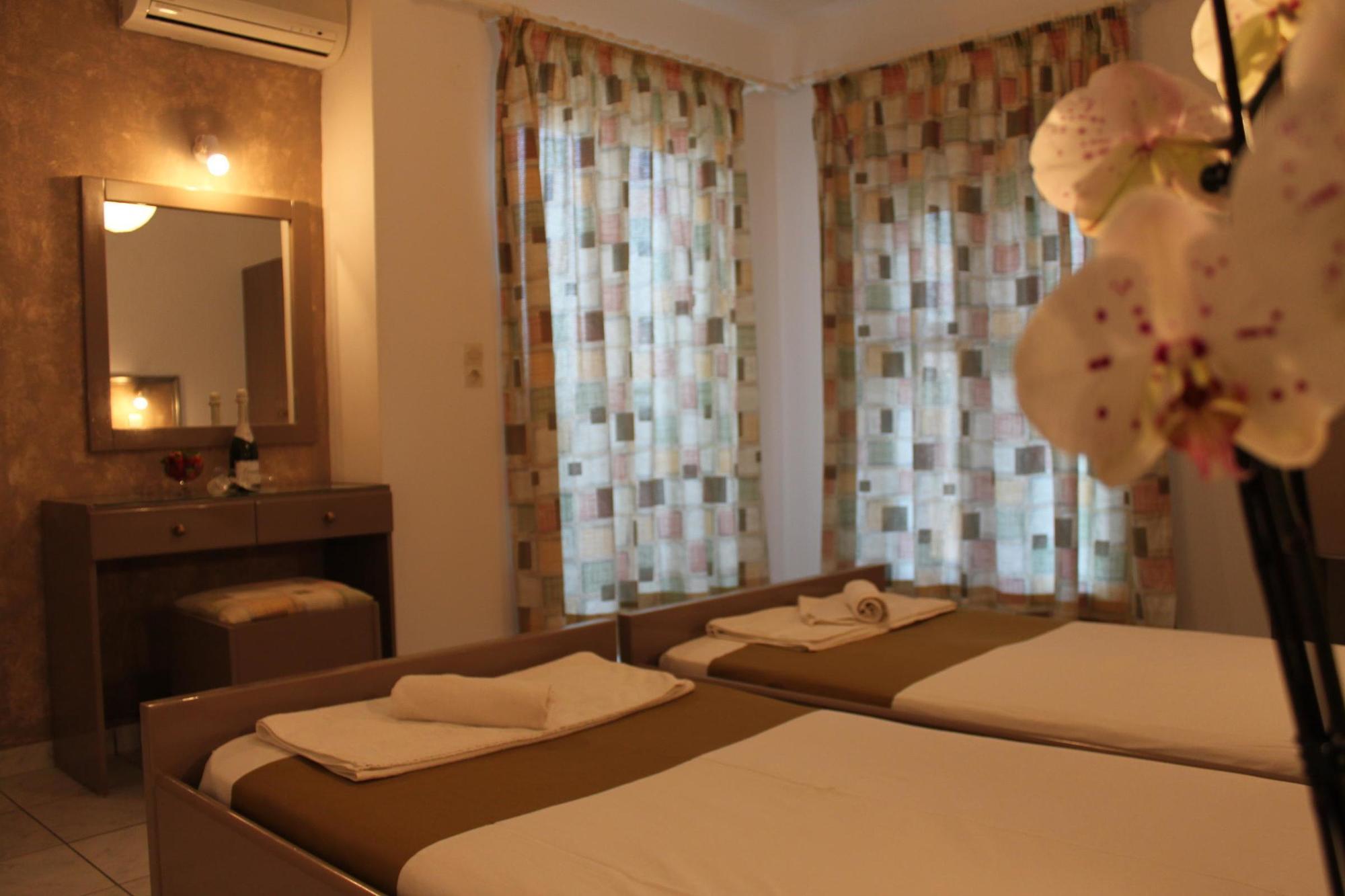 Silver Sun Studios & Apartments Малиа Екстериор снимка