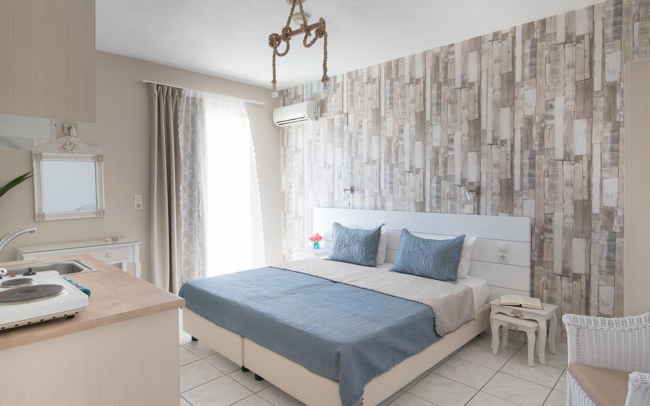 Silver Sun Studios & Apartments Малиа Екстериор снимка