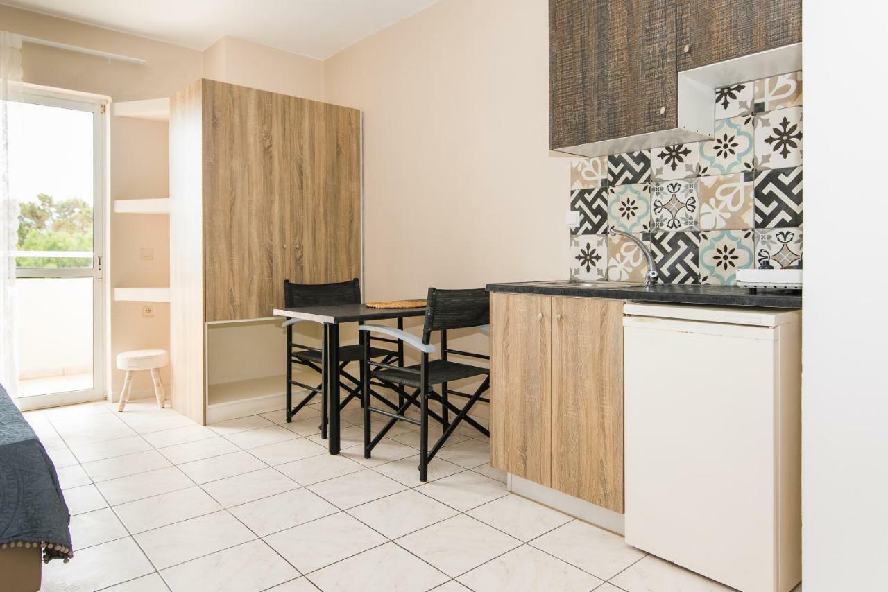 Silver Sun Studios & Apartments Малиа Екстериор снимка